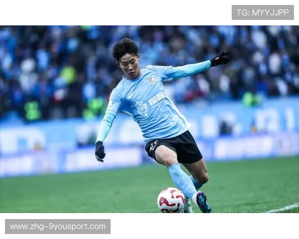 吕鹏：大连英博中超关键角色，赛场外的无声英雄