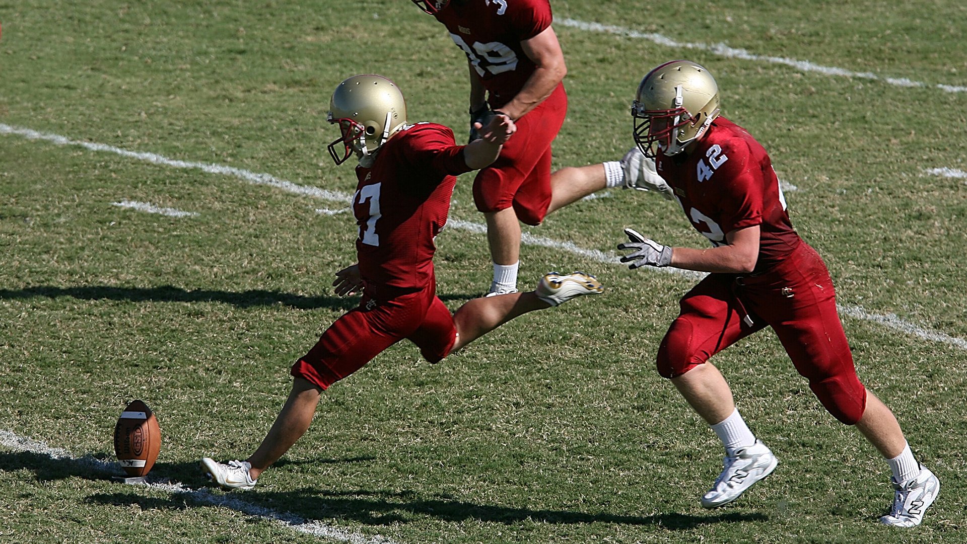 划频节奏精准,技术细节显著改进,划频和划距对游进速度有什么关系